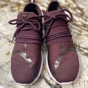 Fabletics Primo Sneakers